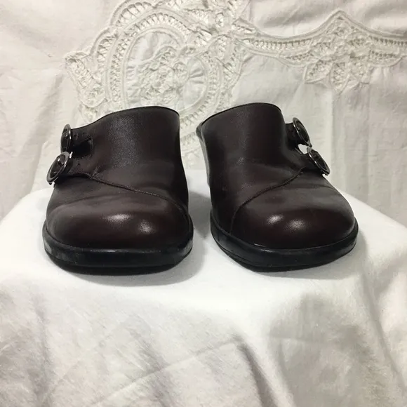 𝅺CLARKS Clogs Brown Side Buckle 7.5 M