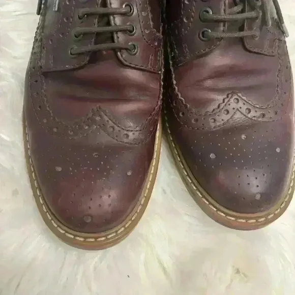 Clarks derby Oxford wingtip dress shoes dark brown burgundy sz 9
