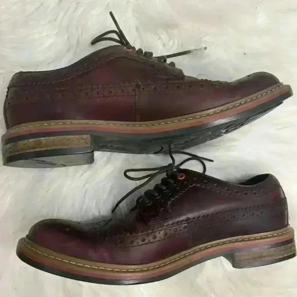 Clarks derby Oxford wingtip dress shoes dark brown burgundy sz 9