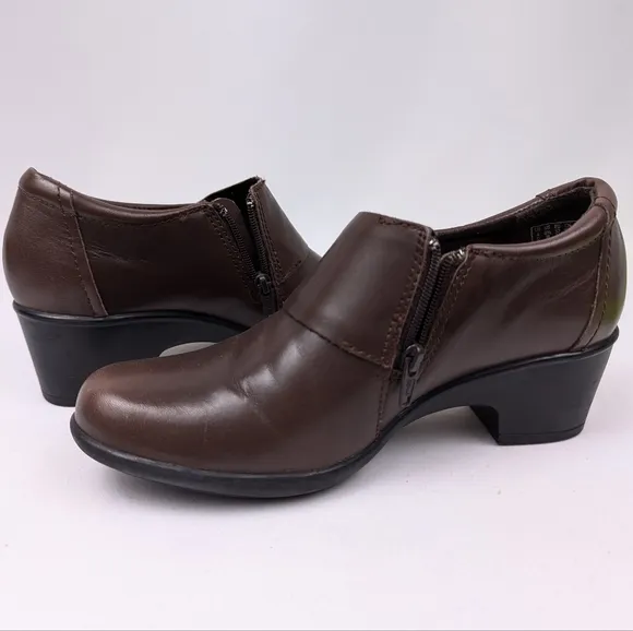 Clarks Genette Vista Leather Shootie Buckle Strap Side Zip Block Heel Brown 6.5