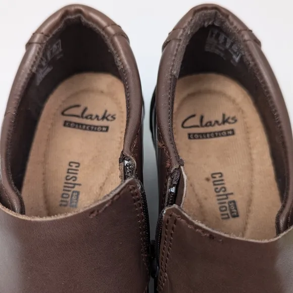 Clarks Genette Vista Leather Shootie Buckle Strap Side Zip Block Heel Brown 6.5