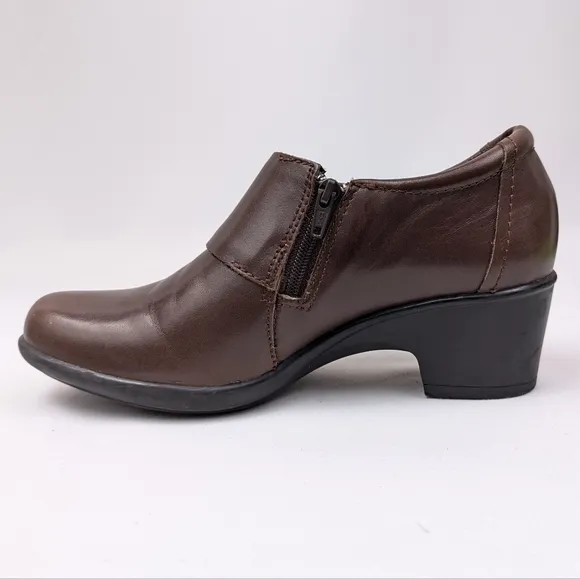 Clarks Genette Vista Leather Shootie Buckle Strap Side Zip Block Heel Brown 6.5