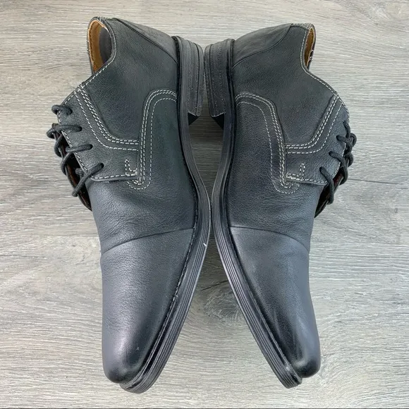 Clarks Holmby Cap Oxfords Leather Size 10M (US)