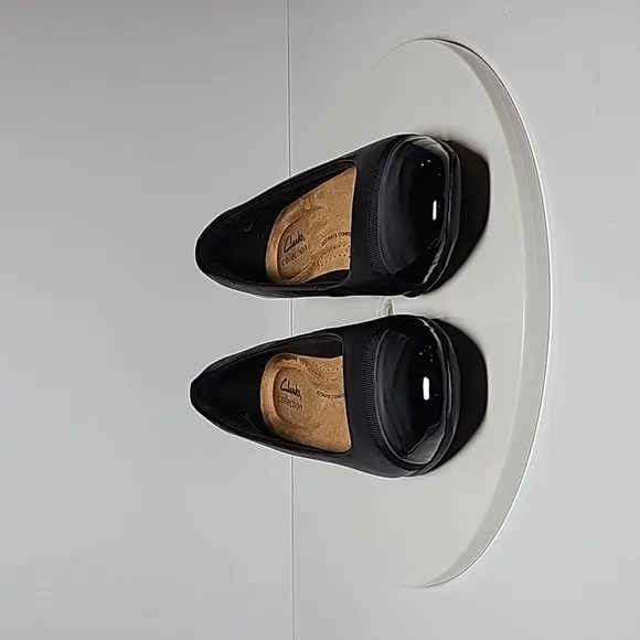 Clarks Juliet Monet Flat Pumps Heels Square Toe Low Block Heel Patent Black 6.5