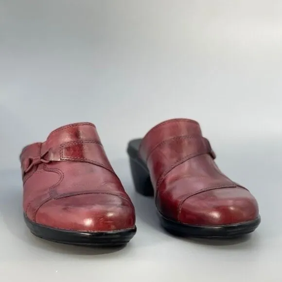 Clarks Leather Clogs Burgundy  Red SlipOn Comfort OrthoLite Footbed Women Size 7