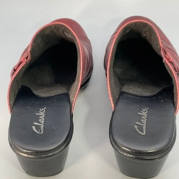 Clarks Leather Clogs Burgundy  Red SlipOn Comfort OrthoLite Footbed Women Size 7