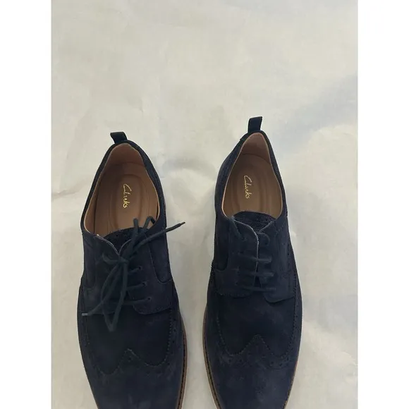 Clarks Mens Chantry Wing Navy Blue Suede Leather Wingtip Oxfords 9 Casual NWOB