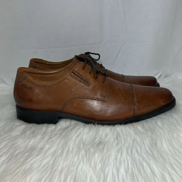 Clarks Tilden Cap Toe Dark Tan Leather Oxfords Sz 10.5