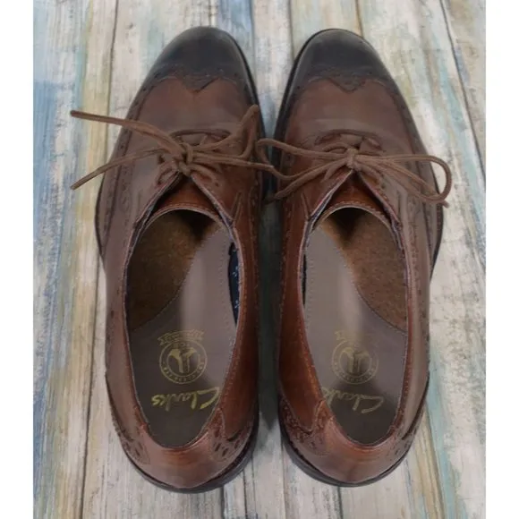 Clarks Tor England British Toe Wingtip Oxfords Size 9.5 Brown Leather Shoes