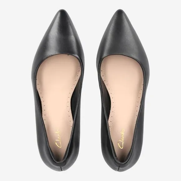 Clarks Women's 6.5 Wide Classic Kitten Heels Black Leather Pointed Toe Office