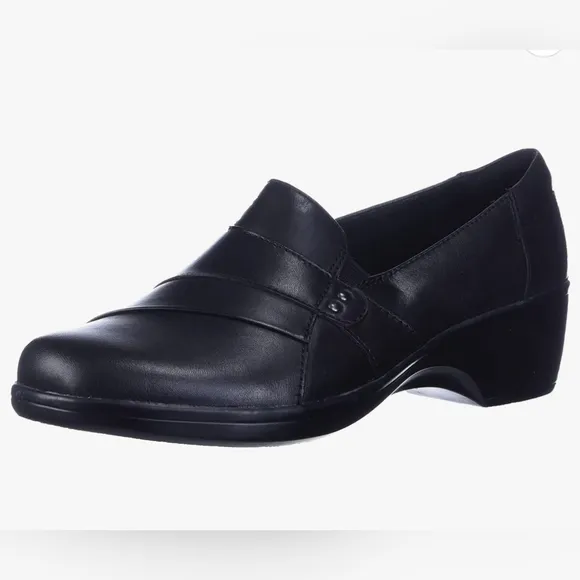 Clarks Women's Black Leather May Marigold Slip-On Loafer Sz 6 Wide NWT