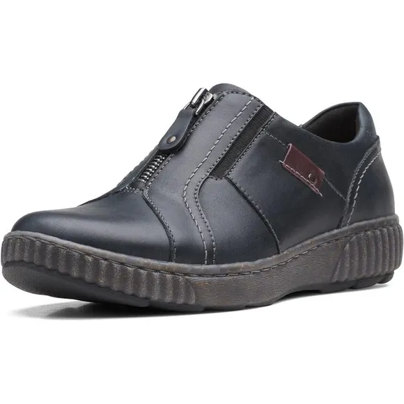 Clarks Womens Magnolia Zip Leather Casual Loafer - Black NEW
