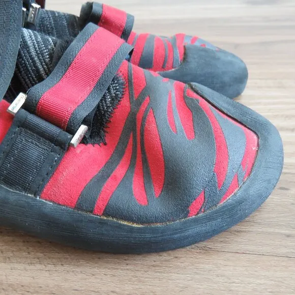 CLIMBX RaveX Rock Climbing Bouldering Shoes in Red Gorpcore - Men's US 10.5