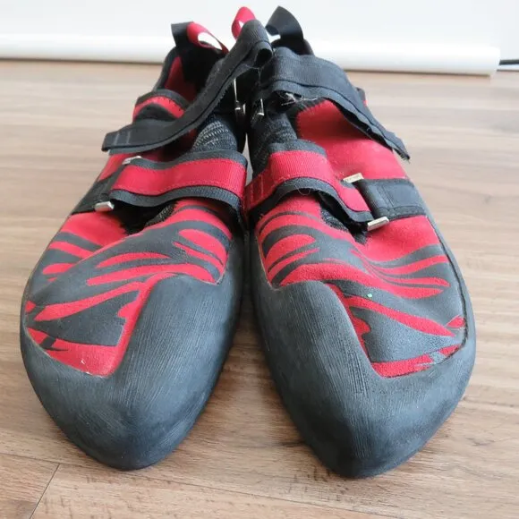 CLIMBX RaveX Rock Climbing Bouldering Shoes in Red Gorpcore - Men's US 10.5