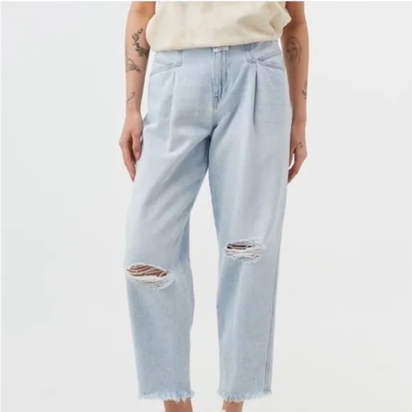 Closed Denim Pearl Relaxed Fit High Rise Jeans Distressed Rips Sz 31