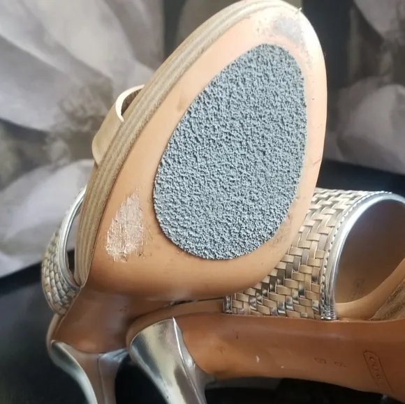 Coach Heels size 8B