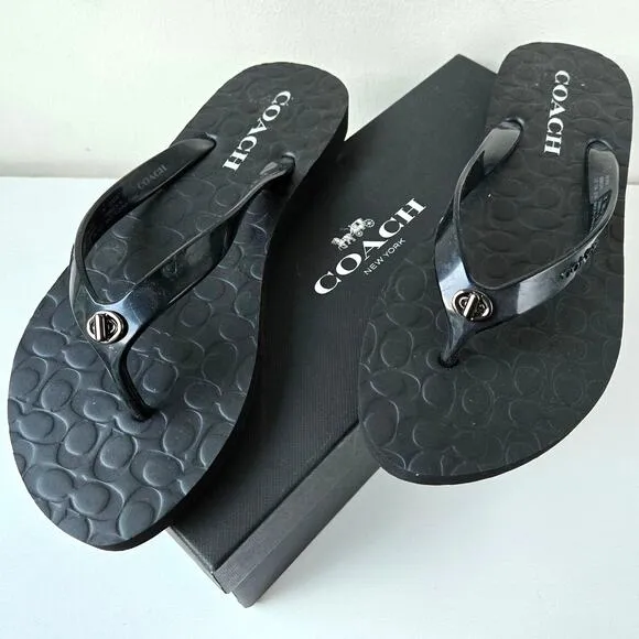 Coach NEW Abbigail Signature Turnlock Black Flip Flop Sandal Rubber Size 7 Gift