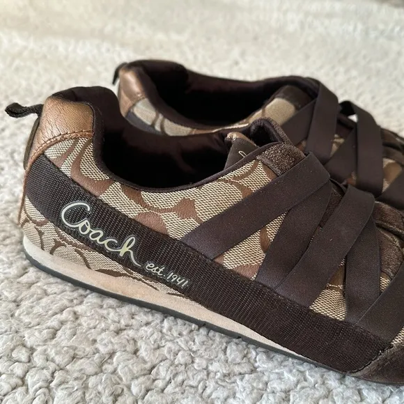 Coach Women's Size 9 Harmonie Monogram Logo Sneakers Brown Tan Gold Retro Y2K
