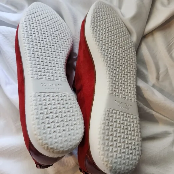 Cole Haan Grand Ambition Slip-on Sneaker Red Dahlia Print Suede Size 11B EUC