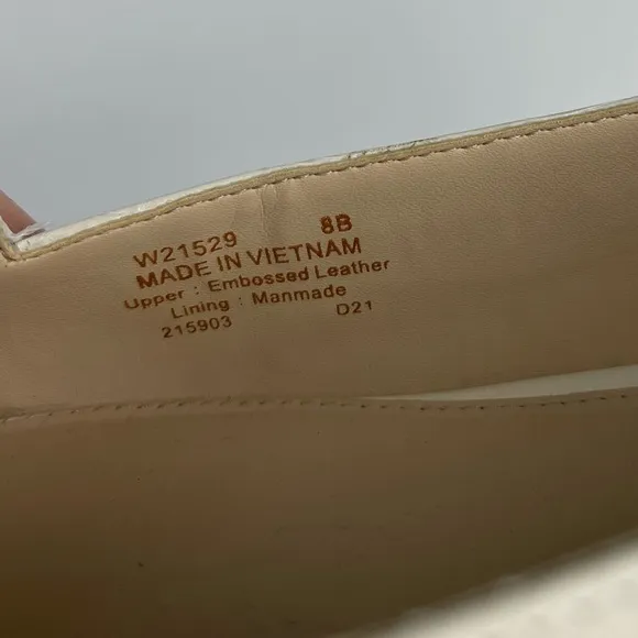 Cole Haan Ivory Croco Embossed Leather Loafers Size 8 Cole Haan Ellora Skimme