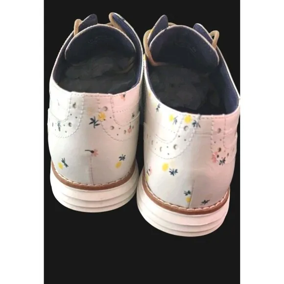 Cole Haan Leather Oxfords  Grand White Wingtip  Floral Print Women’s Size 6B