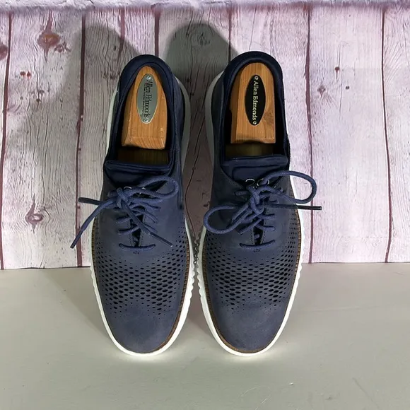 COLE HAAN Men's 2.ZERØGRAND Laser Wingtip Navy Blue Oxfords. Sz: 7