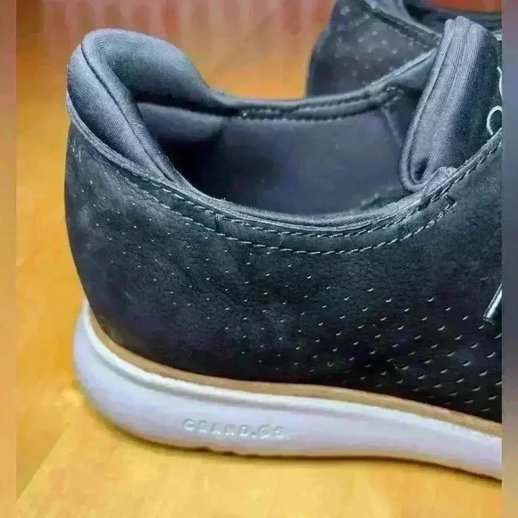 Cole Haan Men’s 2.Zero Grand Laser Wingtip Oxfords 〰️ Lace Up Suede Black 〰️ 10