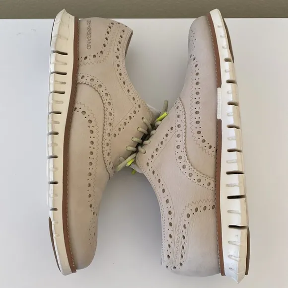 Cole Haan Men's Size 7 Cream Zerogrand Wingtip Oxfords