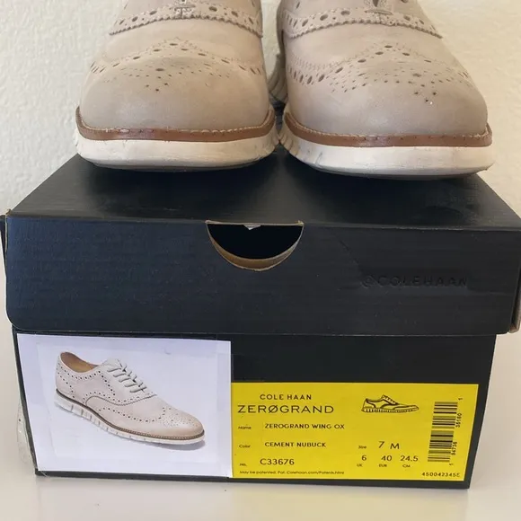Cole Haan Men's Size 7 Cream Zerogrand Wingtip Oxfords