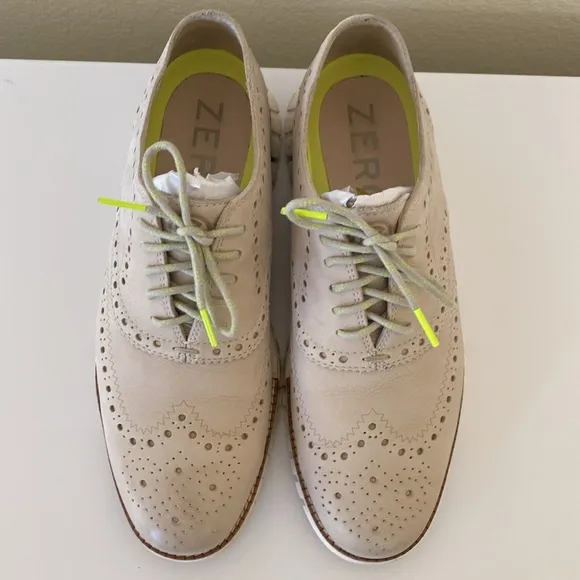Cole Haan Men's Size 7 Cream Zerogrand Wingtip Oxfords
