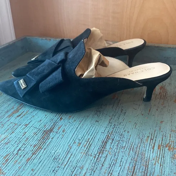 Cole Haan Ophelia Stiletto Heel Mules Womens 6B Black Suede Bow Classic Loafers