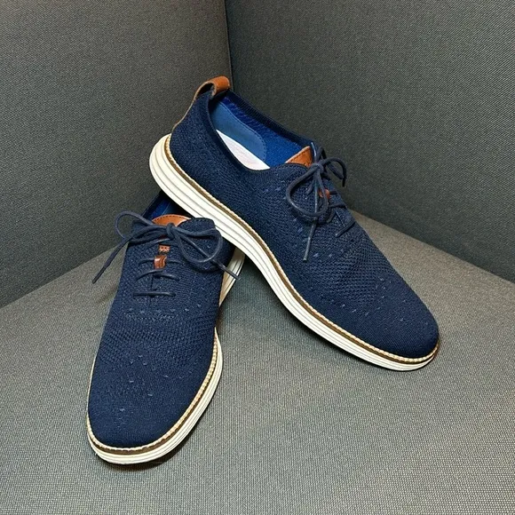 Cole Haan Original Grand Stitchlite Wingtip Oxfords Navy Size 9.5