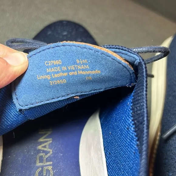 Cole Haan Original Grand Stitchlite Wingtip Oxfords Navy Size 9.5