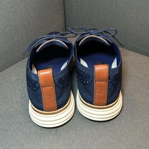 Cole Haan Original Grand Stitchlite Wingtip Oxfords Navy Size 9.5