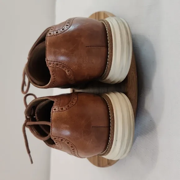 Cole Haan Original Grand Wingtip Oxford  Brown. Size 13