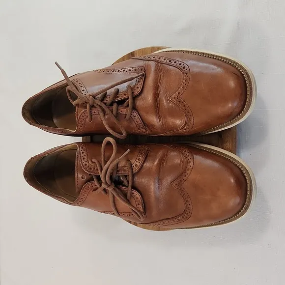 Cole Haan Original Grand Wingtip Oxford  Brown. Size 13
