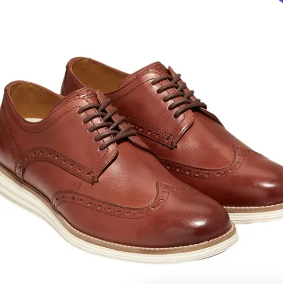 Cole Haan Original Grand Wingtip Oxford  Brown. Size 13