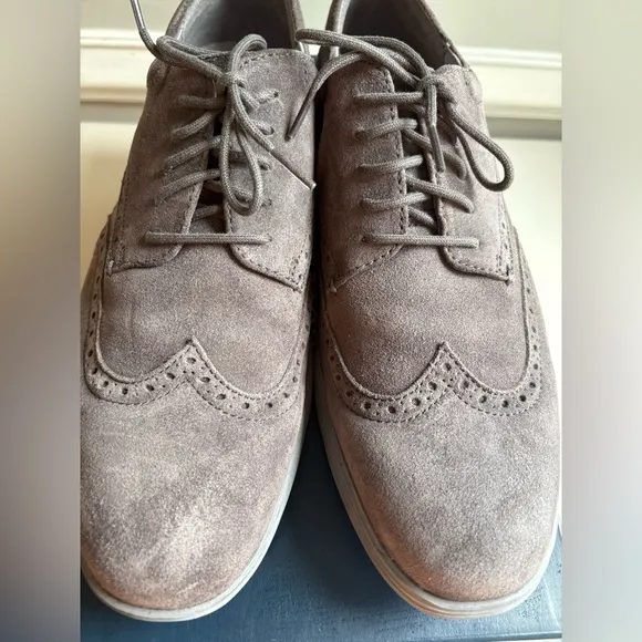 Cole Haan Original Grand Wingtip Oxford | Men’s Size 10.5 | Grey Suede|