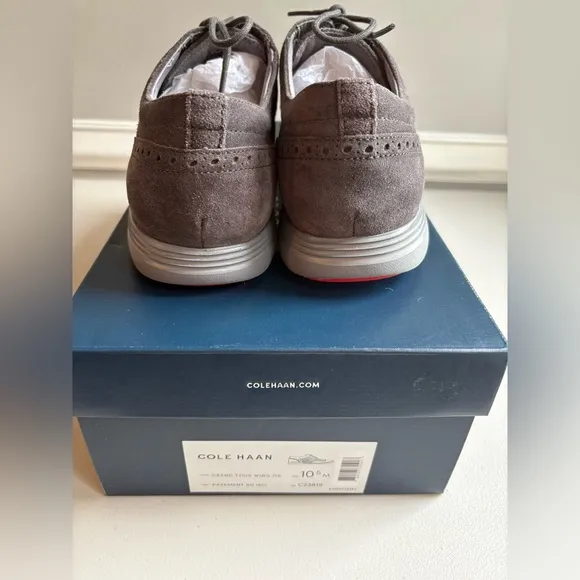 Cole Haan Original Grand Wingtip Oxford | Men’s Size 10.5 | Grey Suede|