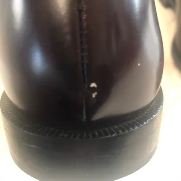 Cole Haan Size 9.5 oxblood lace up oxfords. Classic career leather closet staple