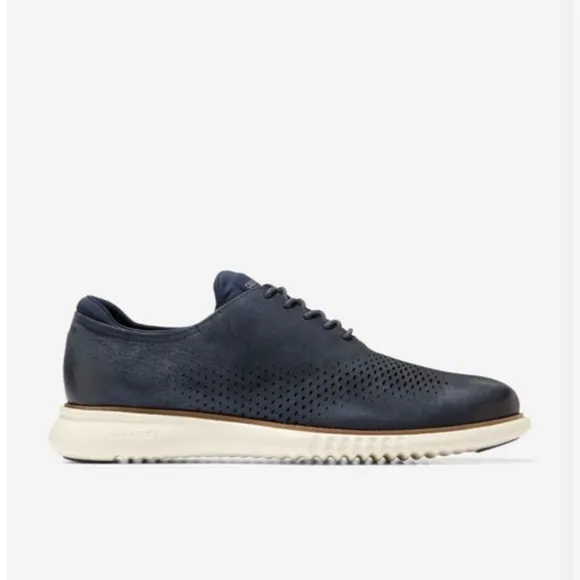Cole Haan Zerogrand Laser Wingtip Oxford Shoes 10W Navy Blazer Suede C23806 EUC