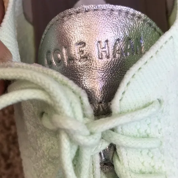 ColeHaan 2 Zerogrand wingtip knit Jersey oxfords in pale green. Womens 10B.