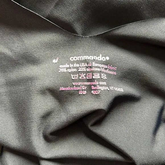 Commando Shapewear Women's Tailored Slip Black Adjustable Scoop Neck Sz S/M