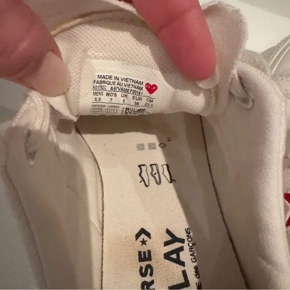 Converse x Comme des Gar ons PLAY One Star/Heart Size Ladies  7 Men’s 5.5