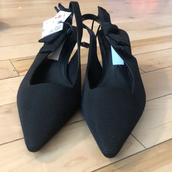COPY - COPY - NWT Zara black Slingback heels