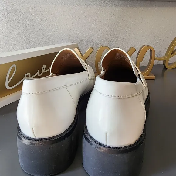 COPY - Tory Burch Slip On
