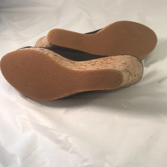 Cordani Calzature Women’s Black Pebbled Leather Slip On Cork Wedge Mules