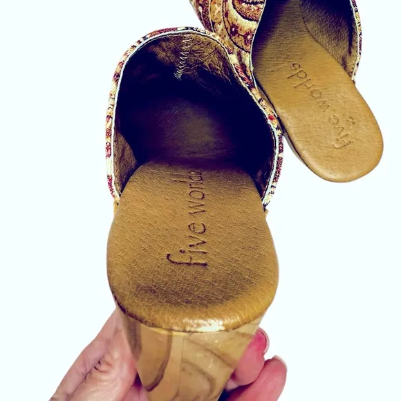 Cordani | Zorba Tapestry Clogs Women Size 7