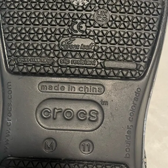 Crocs / At Work Bistro Clogs / GrayBandana Print / Mens 11 / SlipResist New