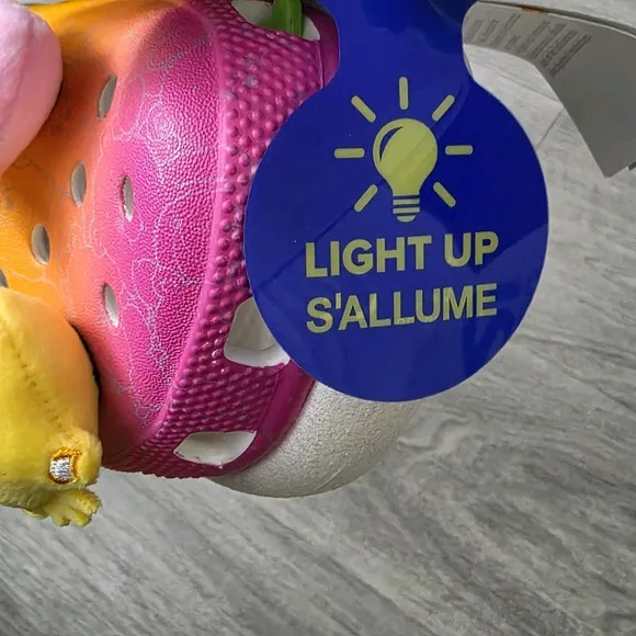 Crocs Care Bears Crush Clog Size M6 W8 Multicolor Light Up S'allume